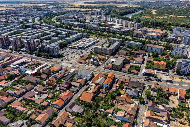 De vânzare Spațiu comercial pe Calea Radnei – 964 mp teren + hală | 0% comision în zona Micalaca Arad 3