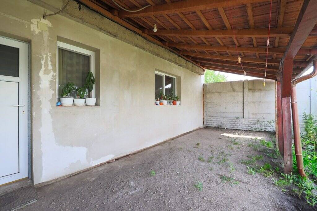 De vânzare Casă renovată cu 3 camere din cărămidă în Gradiste în zona Gradiste 3 camere 2 dormitoare Arad 7