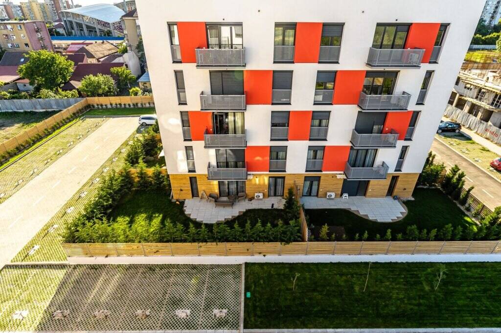 De vânzare Singurul apartament NOU cu gradina proprie la ARED Comision 0 în zona UTA 4 camere 3 dormitoare Arad 2