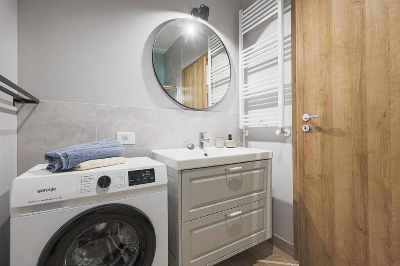 Apartament ARED Nou la cheie, 3 Camere,  COMISION 0 De vânzare Apartament ARED Nou la cheie, 3 Camere,  COMISION 0 în zona UTA 3 camere 2 dormitoare Arad 5