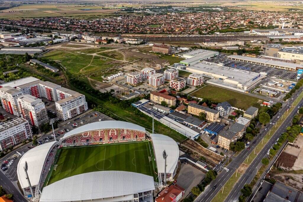 Teren de casă 300 mp – toate utilitățile, zonă ARED lângă AFI De vânzare Teren de casă 300 mp – toate utilitățile, zonă ARED lângă AFI în zona UTA Arad 5