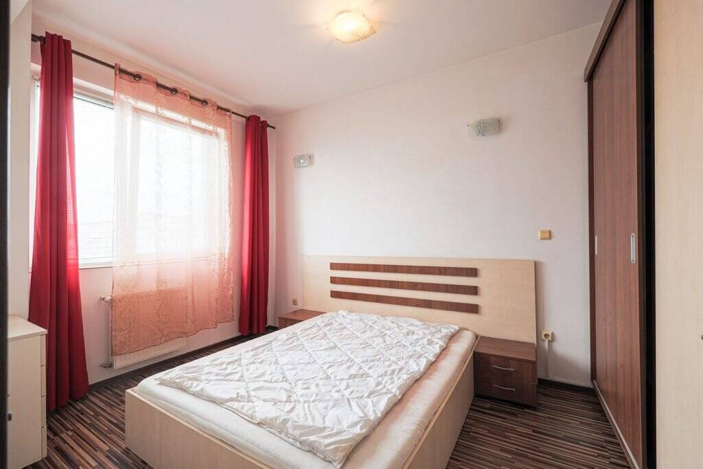 De vânzare Apartament 2 camere + nișă de dormit – ARED UTA R9 – COMISION 0% în zona UTA 2 camere 1 dormitor Arad 3
