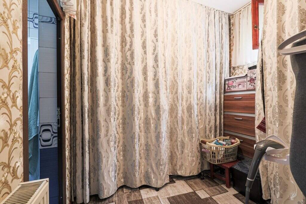 De vânzare Apartament central, strada Episcopiei cu loc de parcare Comision 0 în zona Central 3 camere 1 dormitor Arad 12