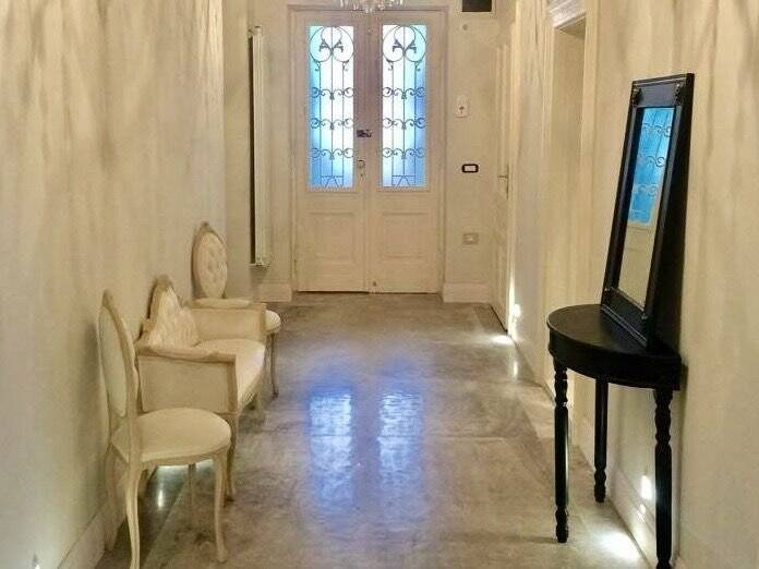 Apartament de 190 mp cu 3 camere de LUX pe Metianu Comision 0 De închiriat Apartament de 190 mp cu 3 camere de LUX pe Metianu Comision 0 în zona Ultracentral 3 camere 2 dormitoare Arad 8