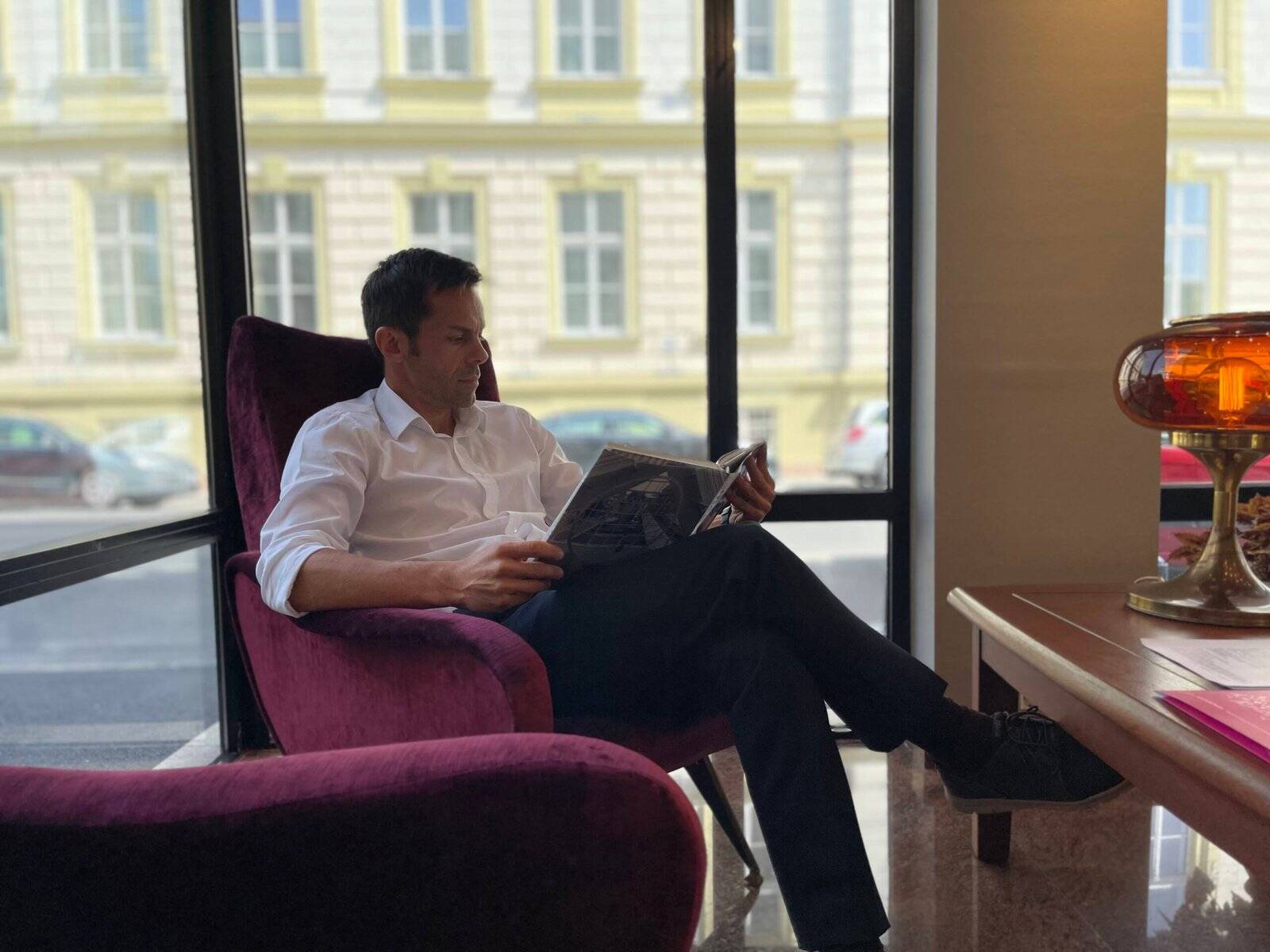 Florin Mos Agentia imobiliara ACASA Arad