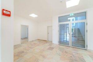 Arbema Office Arad. Birouri de închiriat De închiriat Arbema Office Arad. Birouri de inchiriat. în zona Aurel Vlaicu 29 camere Arad 11