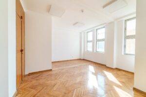 Arbema Office Arad. Birouri de închiriat De închiriat Arbema Office Arad. Birouri de închiriat. în zona Aurel Vlaicu 29 camere Arad 14