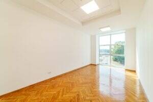 Arbema Office Arad. Birouri de închiriat De închiriat Arbema Office Arad. Birouri de închiriat. în zona Aurel Vlaicu 29 camere Arad 21