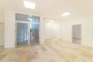 Arbema Office Arad. Birouri de închiriat De închiriat Arbema Office Arad. Birouri de inchiriat. în zona Aurel Vlaicu 29 camere Arad 24