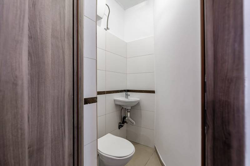 Apartament ultracentral Arad. Pretabil pentru birou. Fără comision! Apartament ultracentral Arad. Pretabil pentru birou. în zona Ultracentral 2 camere 1 dormitor Arad 6