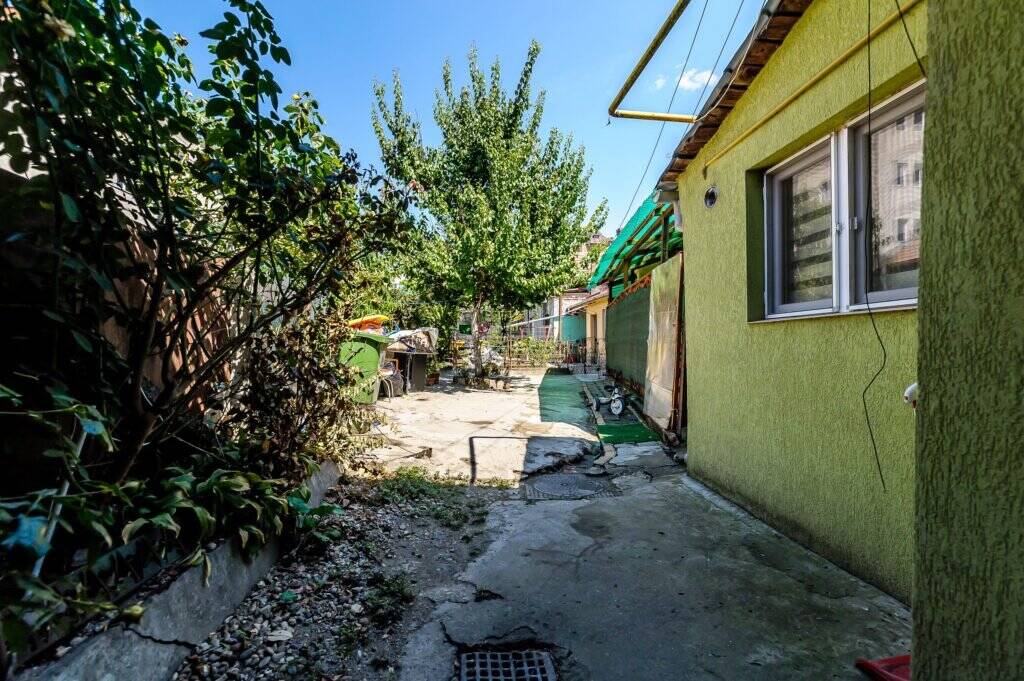 Apartament 2 camere spatios la casa individuala, zona centrala De vânzare Apartament 2 camere spatios la casa individuala, zona centrala în zona Ultracentral 2 camere 1 dormitor Arad 9