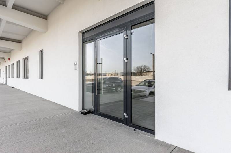Birouri de închiriat în Poetului Business Park 