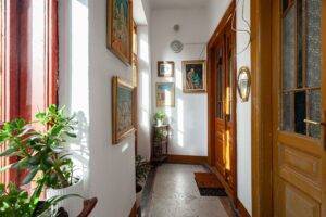 REZERVAT Apartament clasic cu 3 camere zona Podgoria De vânzare REZERVAT Apartament clasic cu 3 camere zona Podgoria în zona Ultracentral 3 camere 2 dormitoare Arad 5