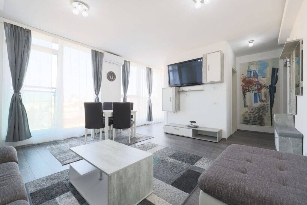 Locație exclusivistă! Apartament modern în Arad Plaza. De vânzare Locație exclusivistă! Apartament modern în Arad Plaza. în zona Ultracentral 2 camere 1 dormitor Arad 4