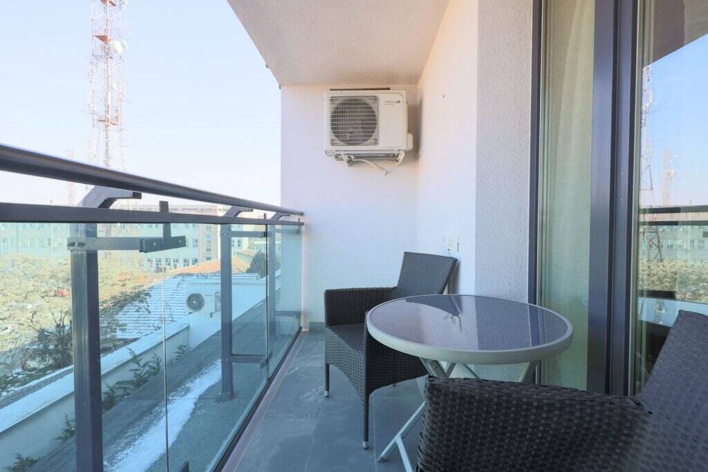 Locație exclusivistă! Apartament modern în Arad Plaza. De vânzare Locație exclusivistă! Apartament modern în Arad Plaza. în zona Ultracentral 2 camere 1 dormitor Arad 5