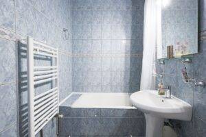 Apartament, 3 camere și 2 băi, Etajul 2 în Micalaca, Zona Orizont. De vânzare Apartament, 3 camere și 2 băi, Etajul 2 în Micalaca, Zona Orizont. în zona Micalaca 3 camere 2 dormitoare Arad 11