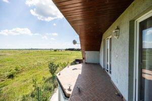De vânzare 🏡 Visează la casa perfectă în Cartierul de Vest! 🌳 în zona Vest 6 camere 3 dormitoare Arad 12