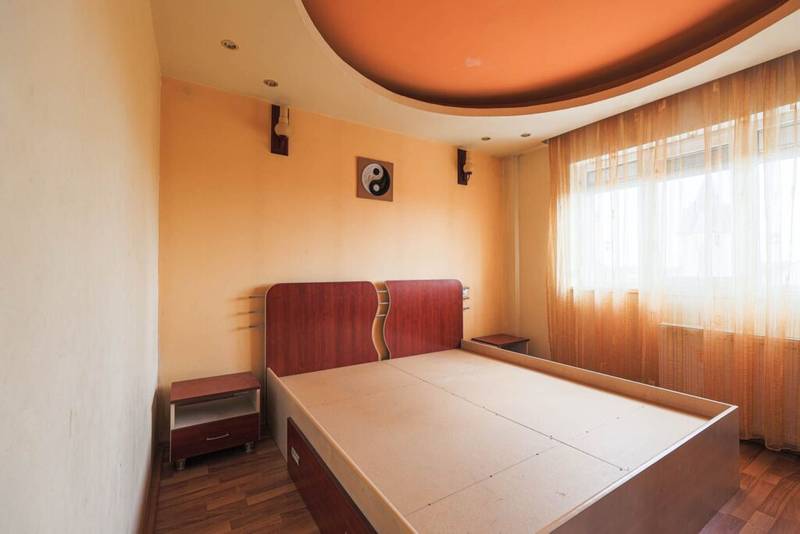 Ap. decomandat cu 3 camere, spațios și luminos, Micalaca, Zona 100 De vânzare Ap. decomandat cu 3 camere, spațios și luminos, Micalaca, Zona 100 în zona Micalaca 3 camere 2 dormitoare Arad 6