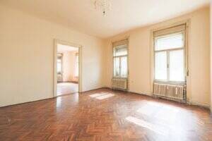 De vânzare Rezervat! Raritate pe piața imobiliară din Arad–Apartament cu 4 camere în zona Central 4 camere Arad 4